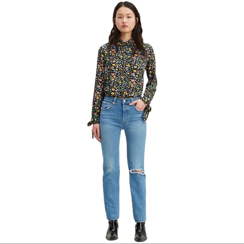 Levi's Original 501 Straight Leg Button Fly Distressed High Rise Waist Size 27